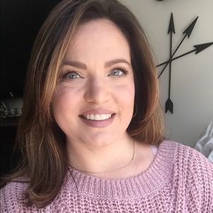 Meet your Posher, Joy